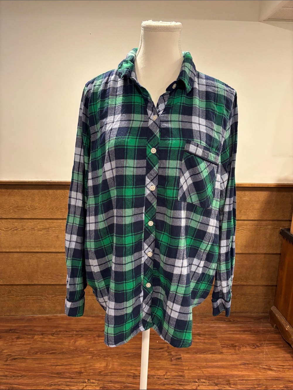 aerie Green and Navy Plaid Button-Down Shirt